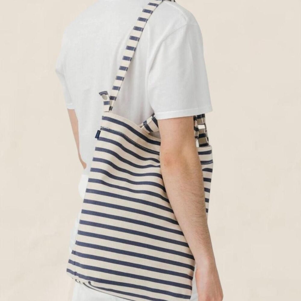 Baggu navy cream striped duck tote bag | medium large bag